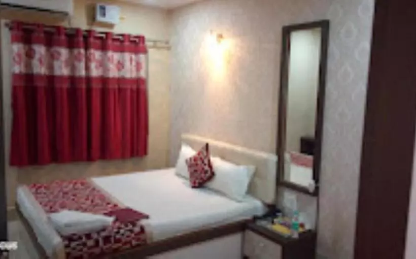 ホテル Holiday Inn , Kanakpur