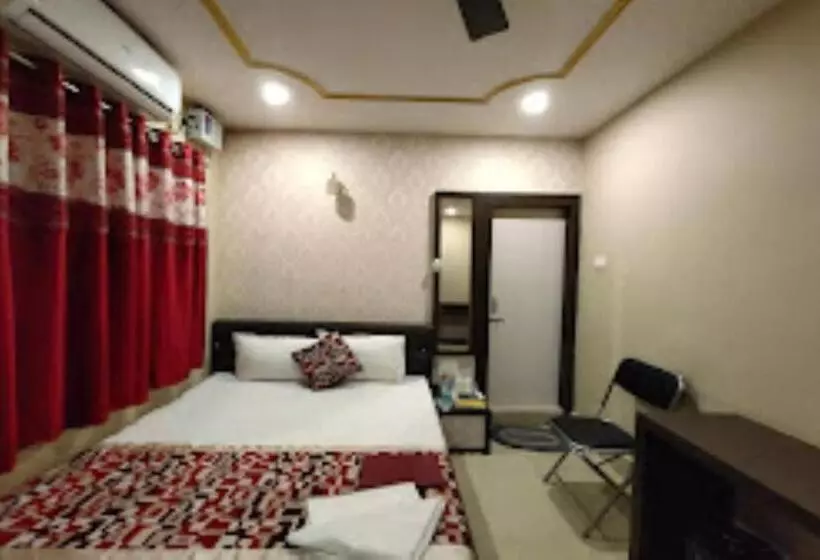 ホテル Holiday Inn , Kanakpur