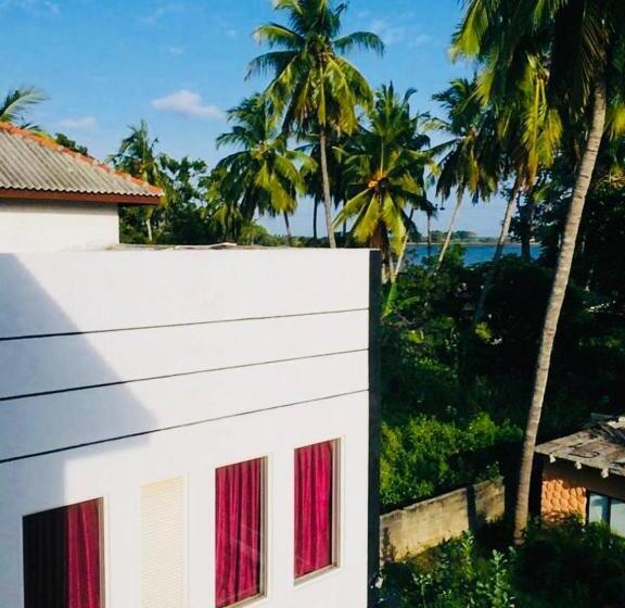 בית מלון כפרי Miami