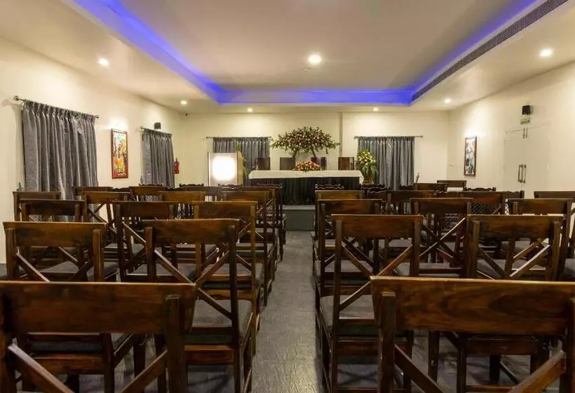 Hotelli Narendra Central