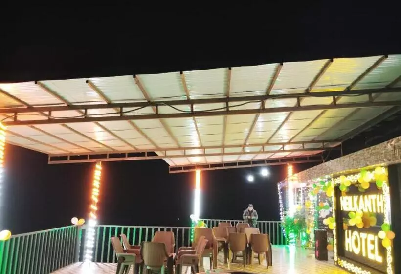 Hotelli Neilkanthdhanaulti