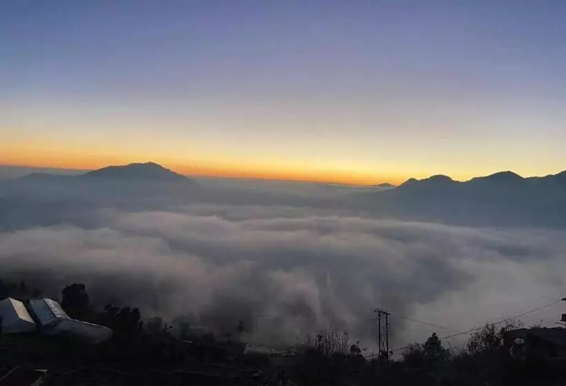 Hotelli Neilkanthdhanaulti