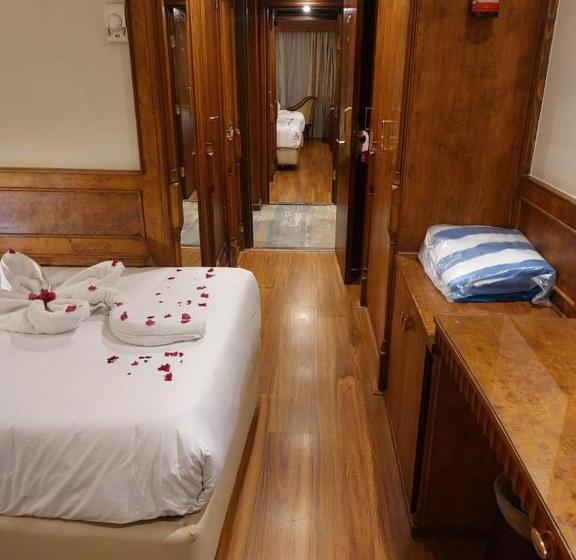 هتل Orient Ms Grand Rose