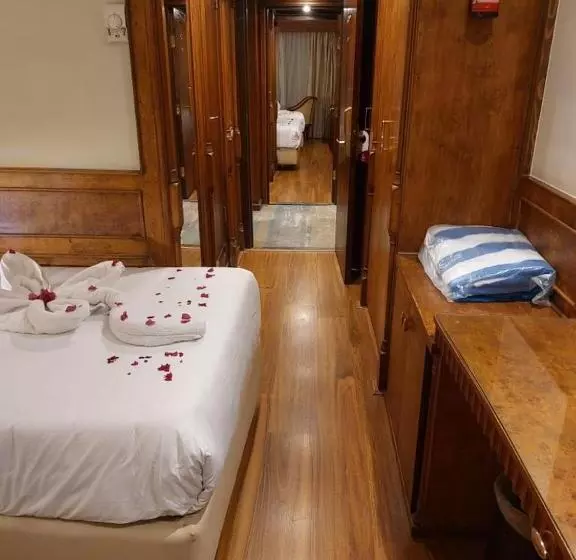 هتل Orient Ms Grand Rose