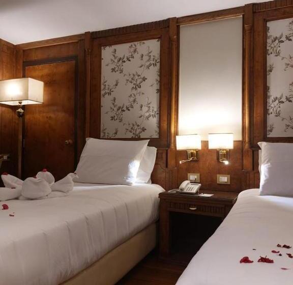 هتل Orient Ms Grand Rose