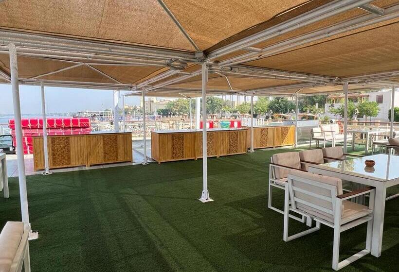 هتل Orient Ms Grand Rose