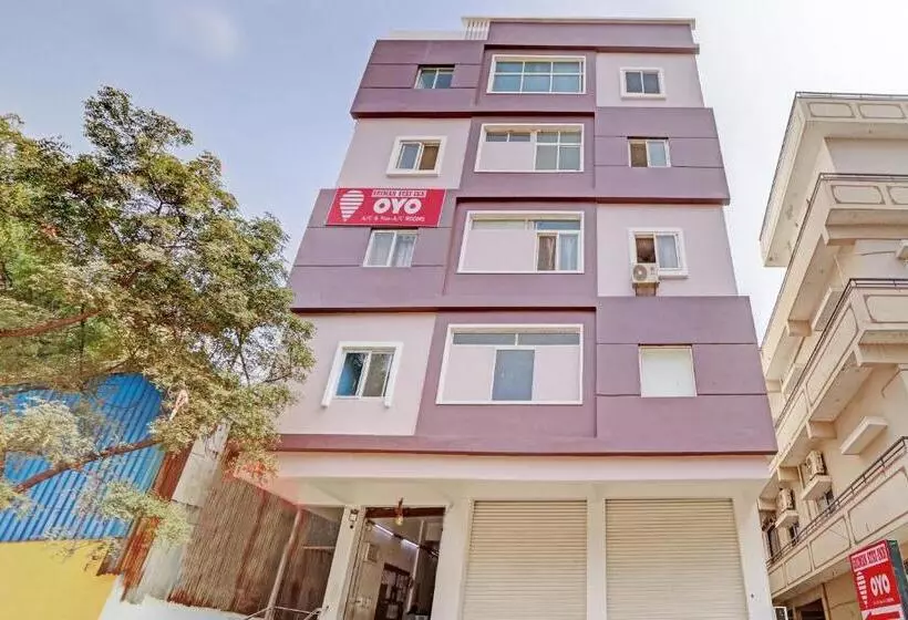 ホテル O Sriman Stay Inn