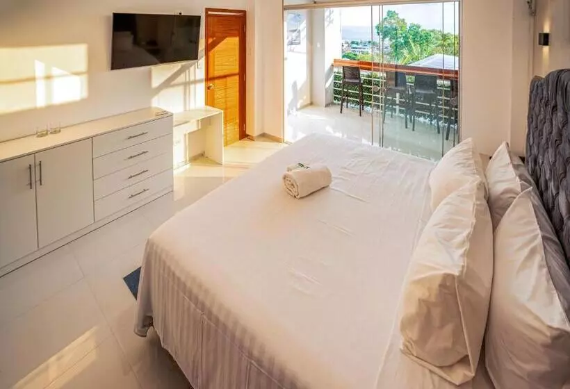 ホテル Residencial Tarapoto View