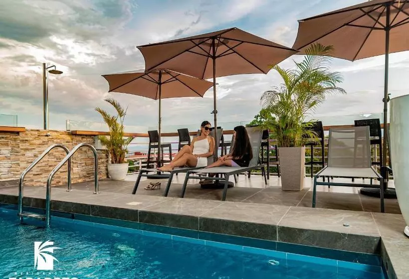 ホテル Residencial Tarapoto View