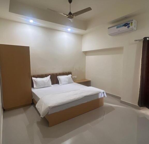 هتل Ruhaneeyat Home Stay