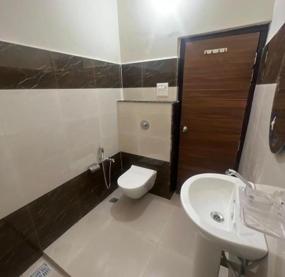 هتل Ruhaneeyat Home Stay