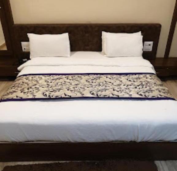 酒店 Saroj Sagar Madhya Pradesh