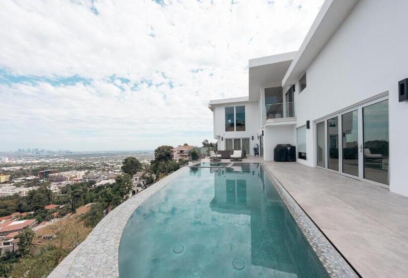 پانسیون Hollywood Hills Haven Guest House