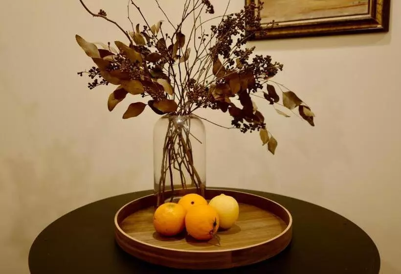 Majatalo Hollywood Hills Haven Guest House