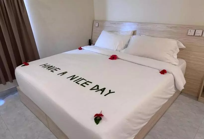 پانسیون Infinite Lagoon