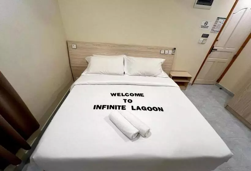 پانسیون Infinite Lagoon