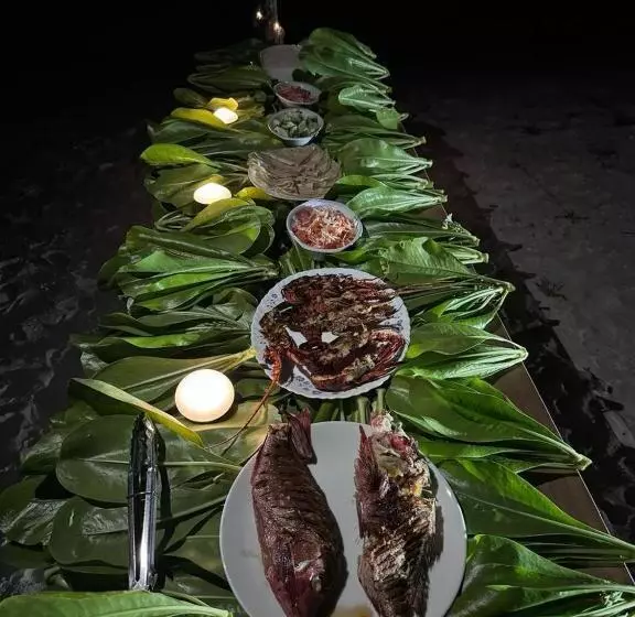 پانسیون Infinite Lagoon