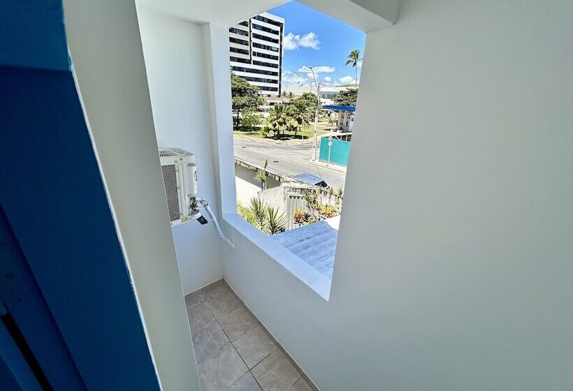 هاستل Kyros Pousada