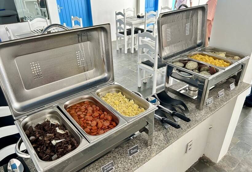 هاستل Kyros Pousada