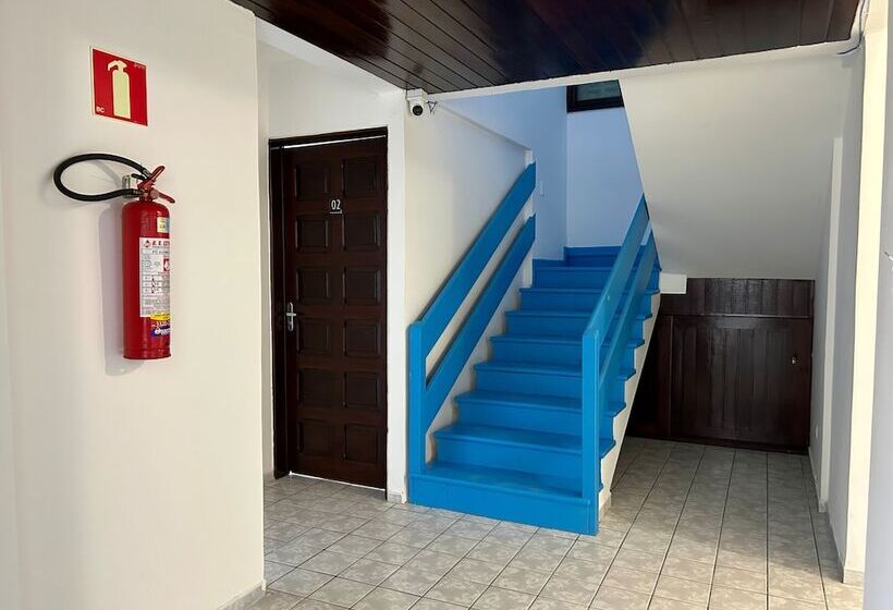 هاستل Kyros Pousada