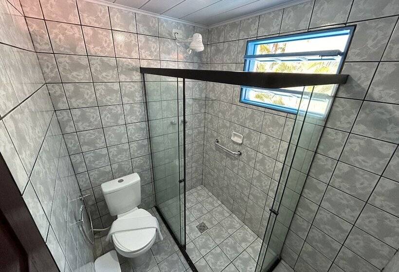 هاستل Kyros Pousada