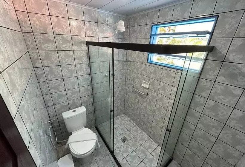 ユースホステル Kyros Pousada