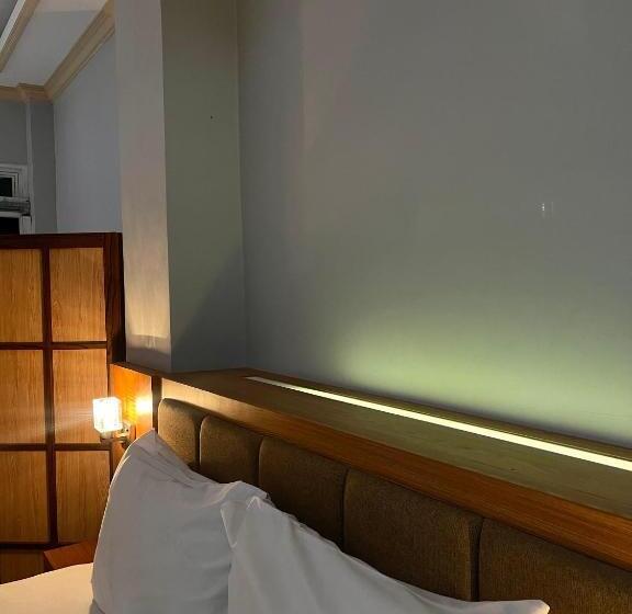 Cămin Wesbobo Inn Solo