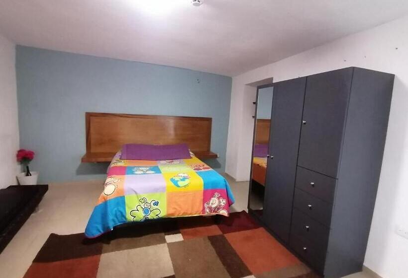 تختخواب و صبحانه Alojamiento Calli