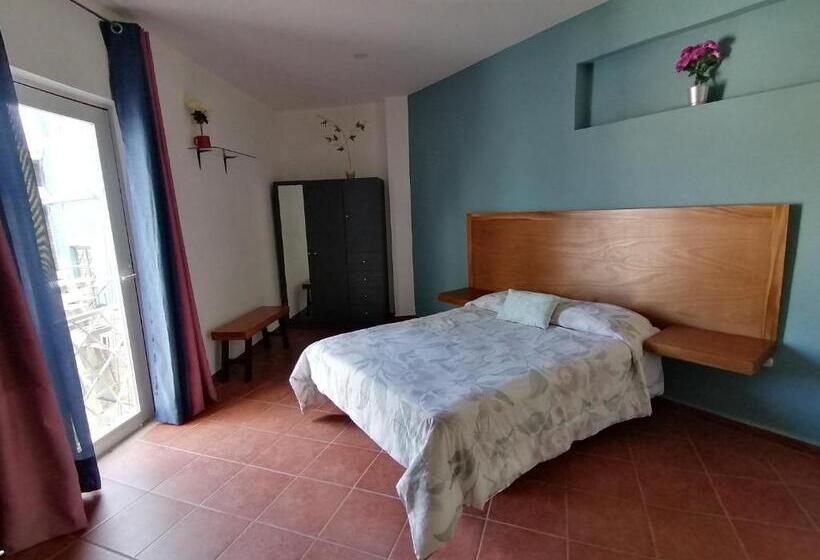 تختخواب و صبحانه Alojamiento Calli