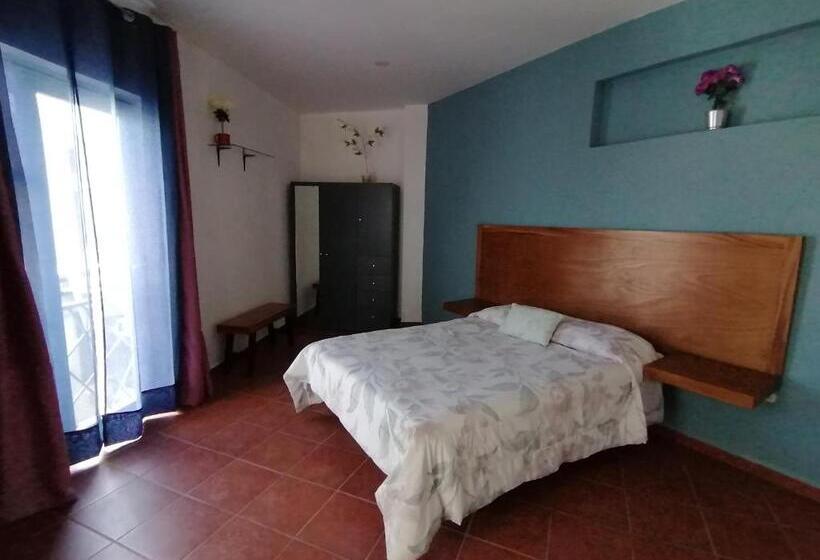 تختخواب و صبحانه Alojamiento Calli