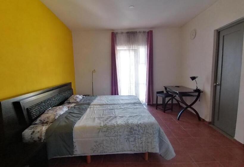 تختخواب و صبحانه Alojamiento Calli