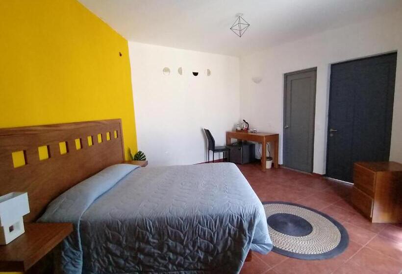 تختخواب و صبحانه Alojamiento Calli