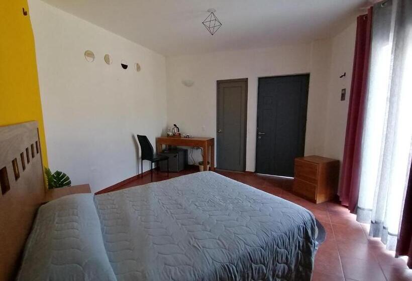 تختخواب و صبحانه Alojamiento Calli