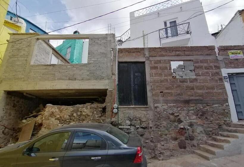 تختخواب و صبحانه Alojamiento Calli