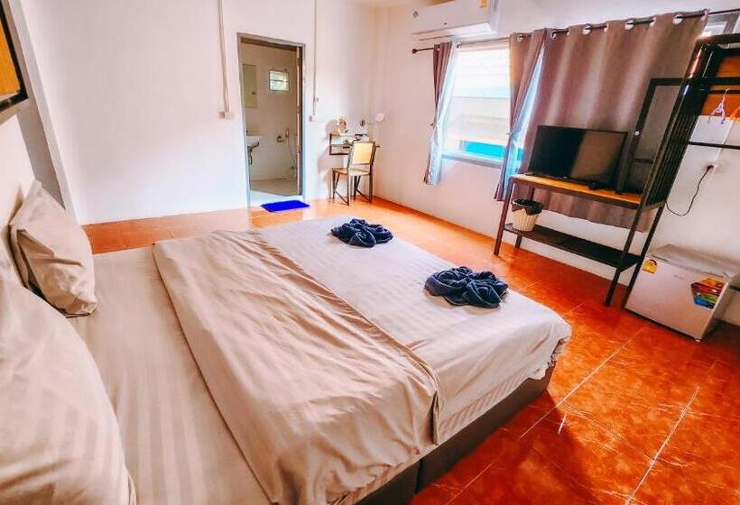 Downtown Kohlarn Resort