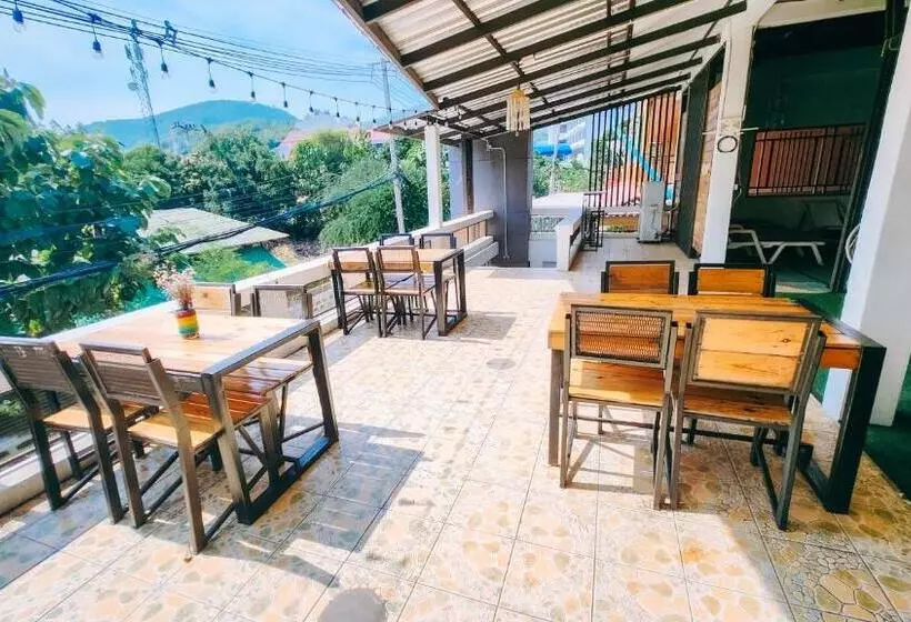 Downtown Kohlarn Resort