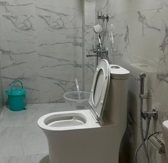 Grham Hostel Kasol, Katagla