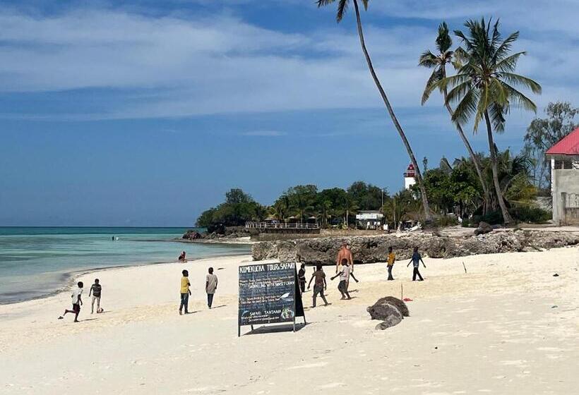 ホテル Aluna Beach Apartments