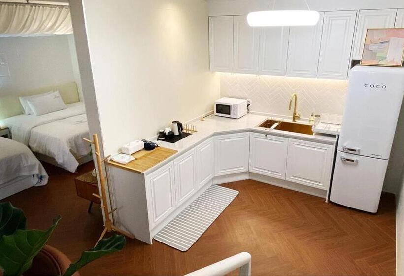 Hotel Garden Pool Villa Lee Chung Jung