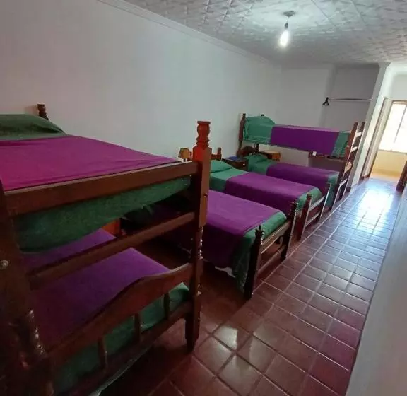 Hotelli Hostal La Vidala