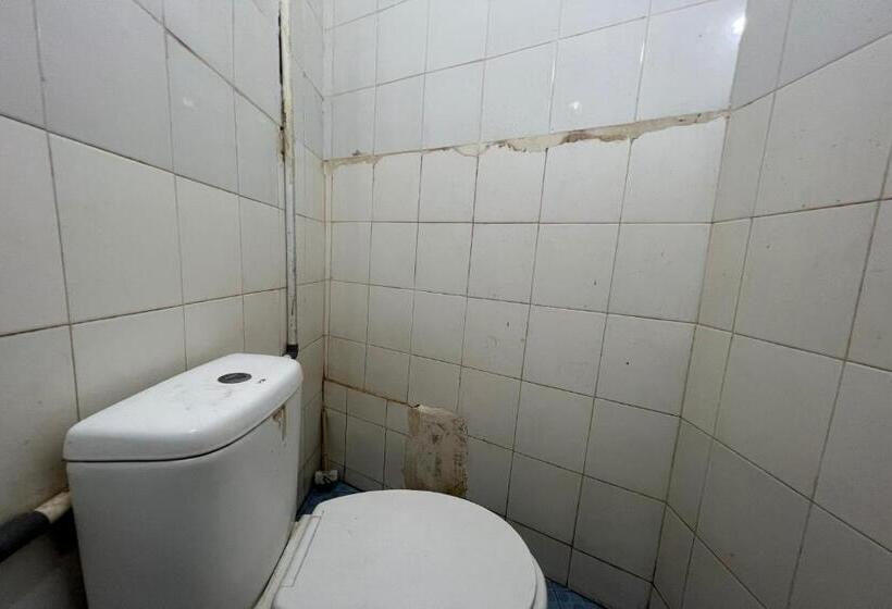 호텔 Oyo 93429 Pondok Surya