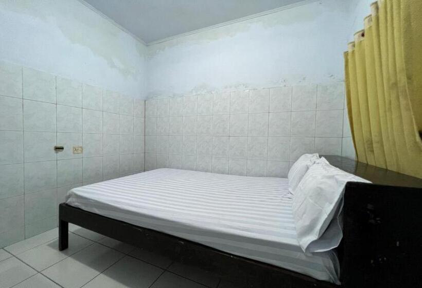 호텔 Oyo 93429 Pondok Surya