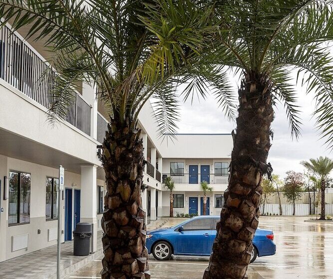 ホテル Palace Inn Blue Edgebrook