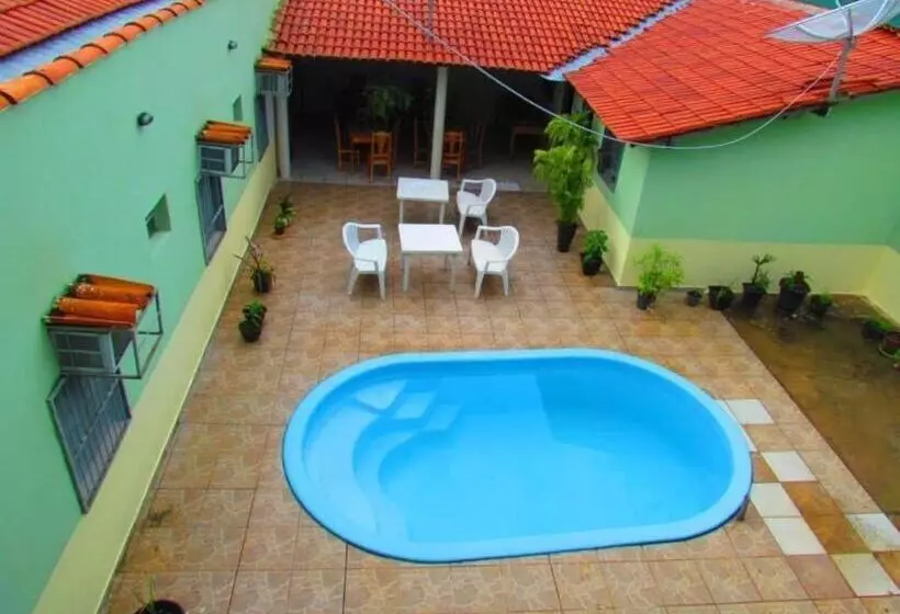 Hotelli Pousada Rochas