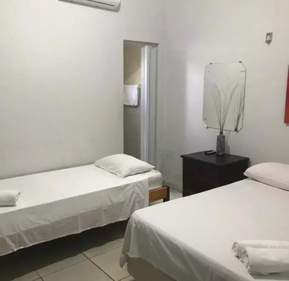 Hotelli Pousada Rochas