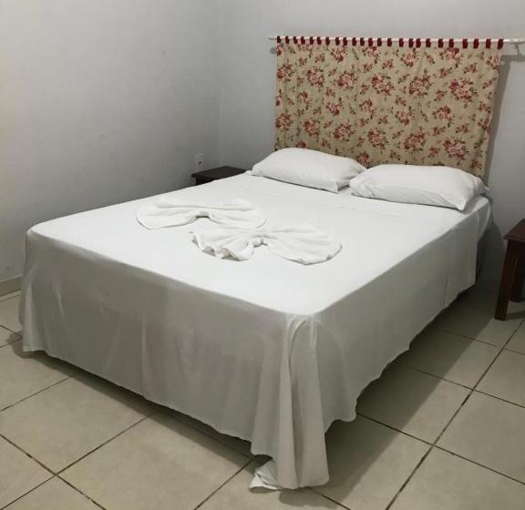 هتل Pousada Rochas