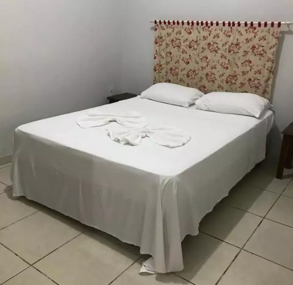 Hotelli Pousada Rochas