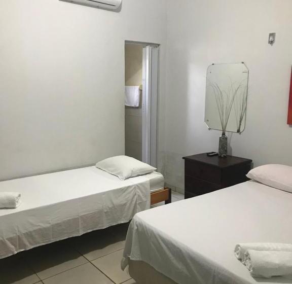 هتل Pousada Rochas