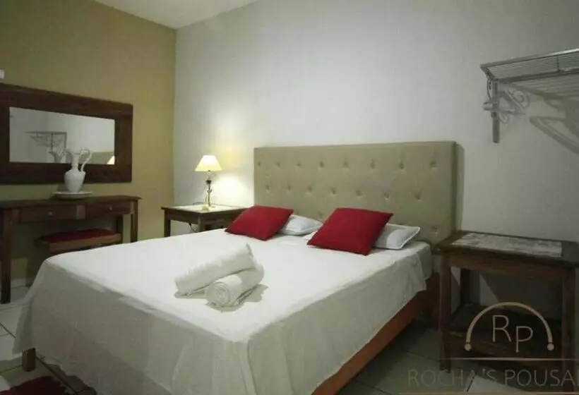Hotelli Pousada Rochas