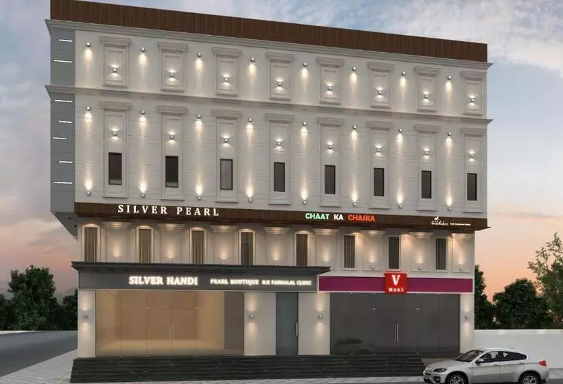 Hotelli Silver Pearl